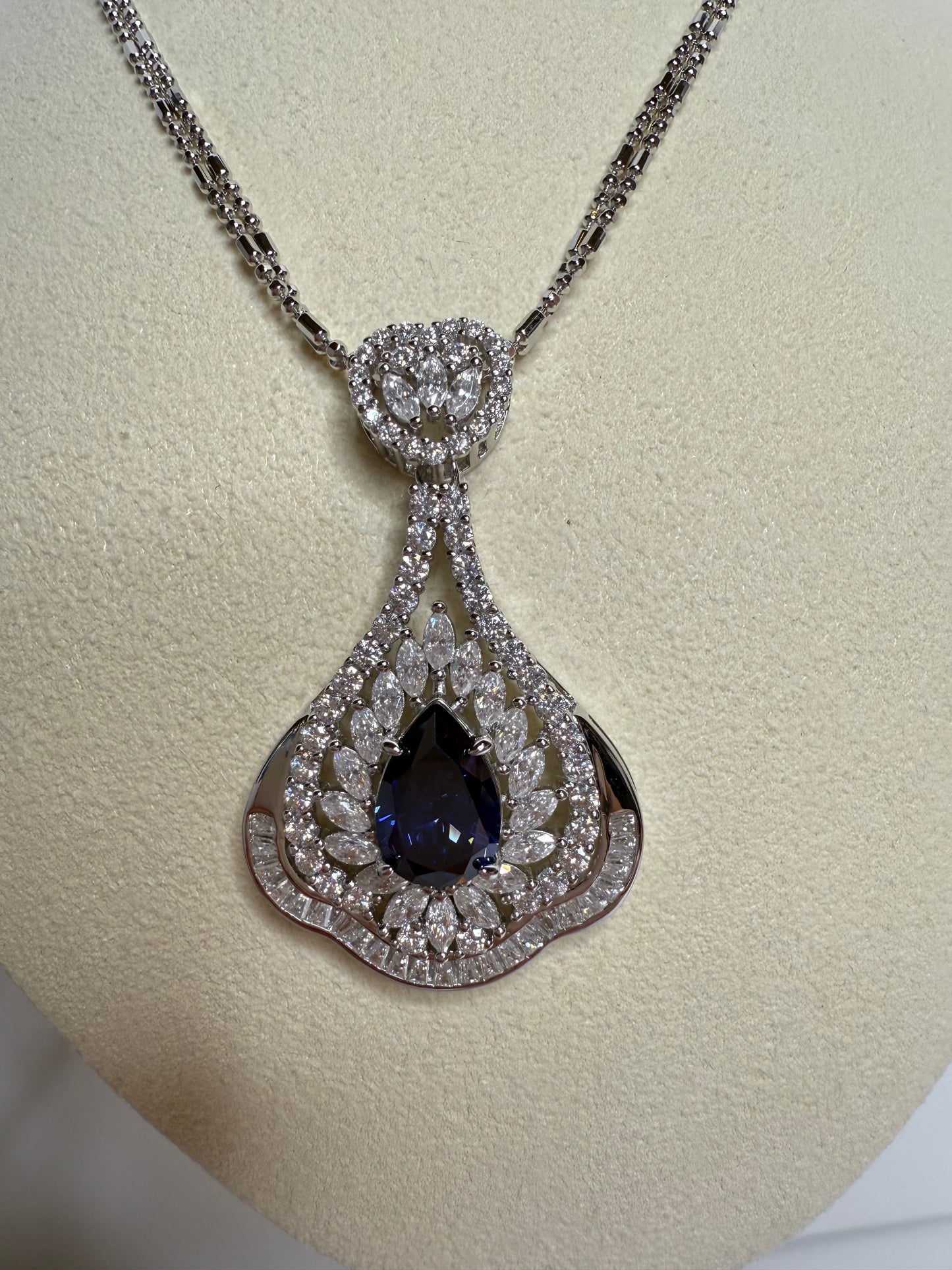 Pendant