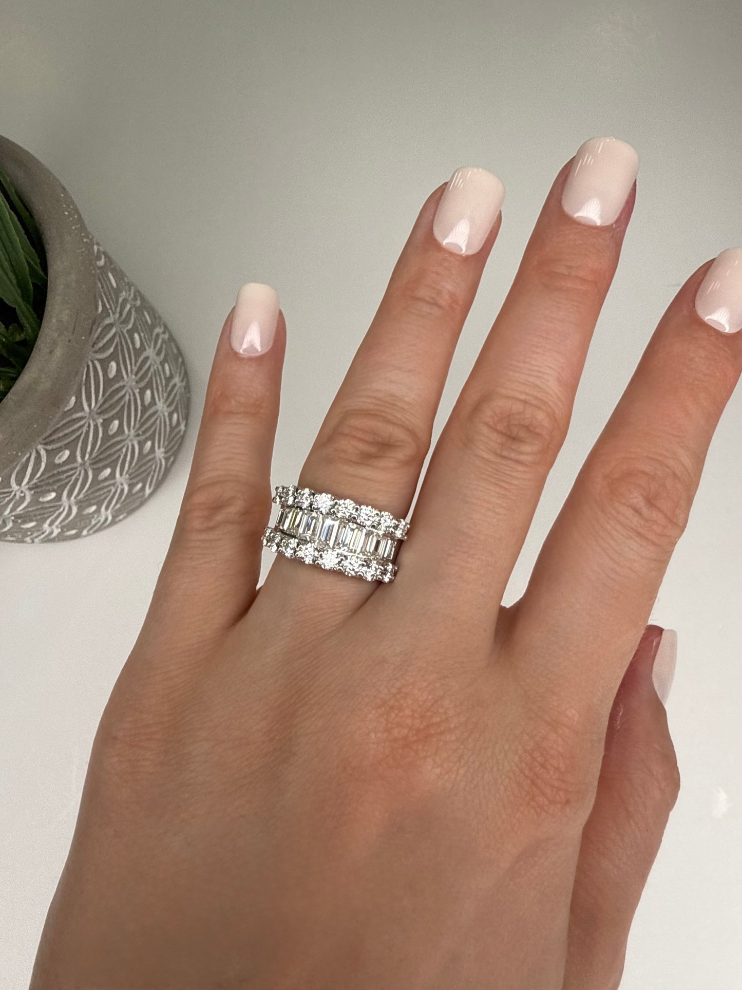 Farah Ring