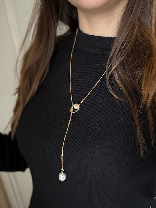 Stainless steel pearl necklace