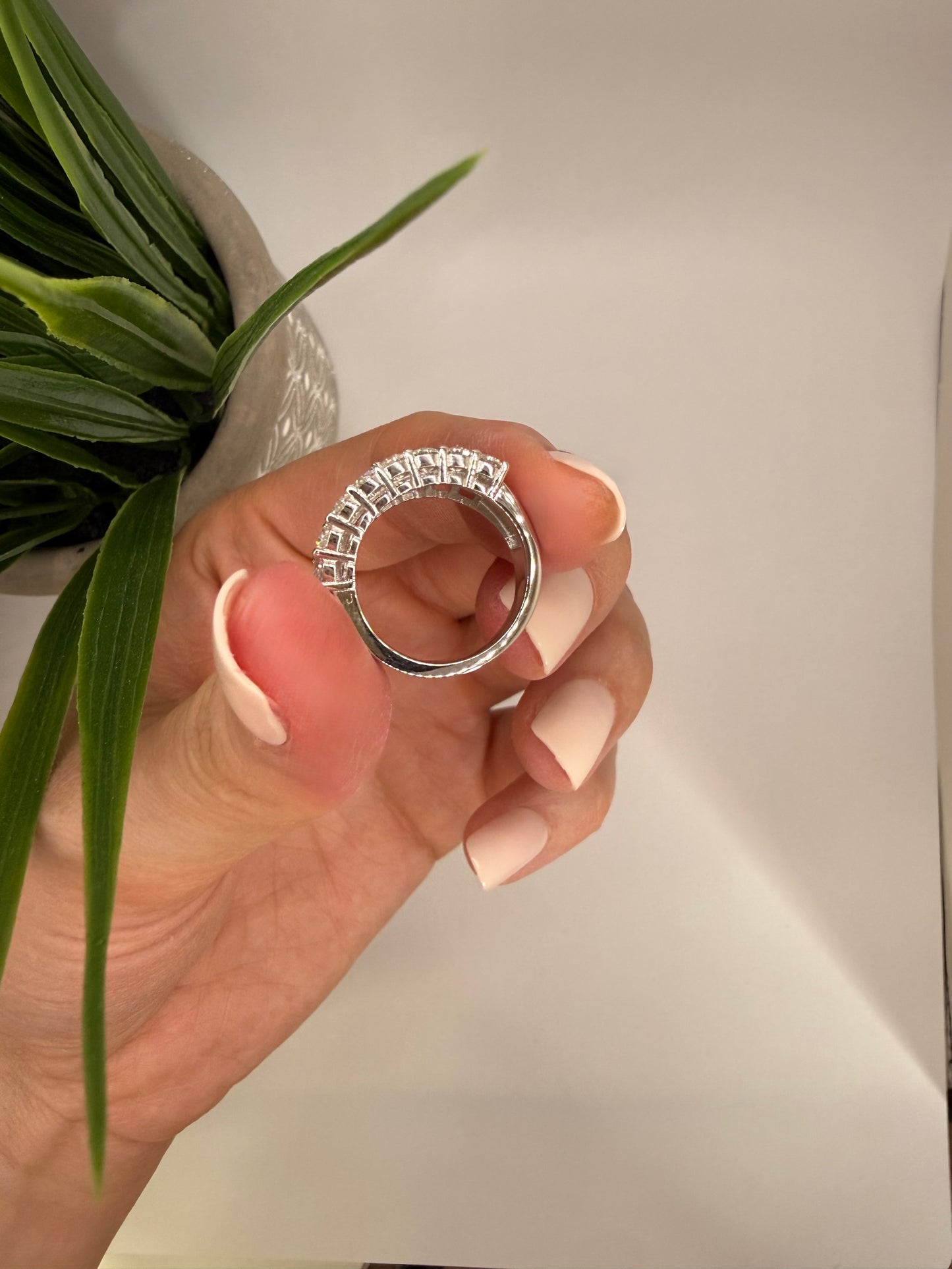 Farah Ring