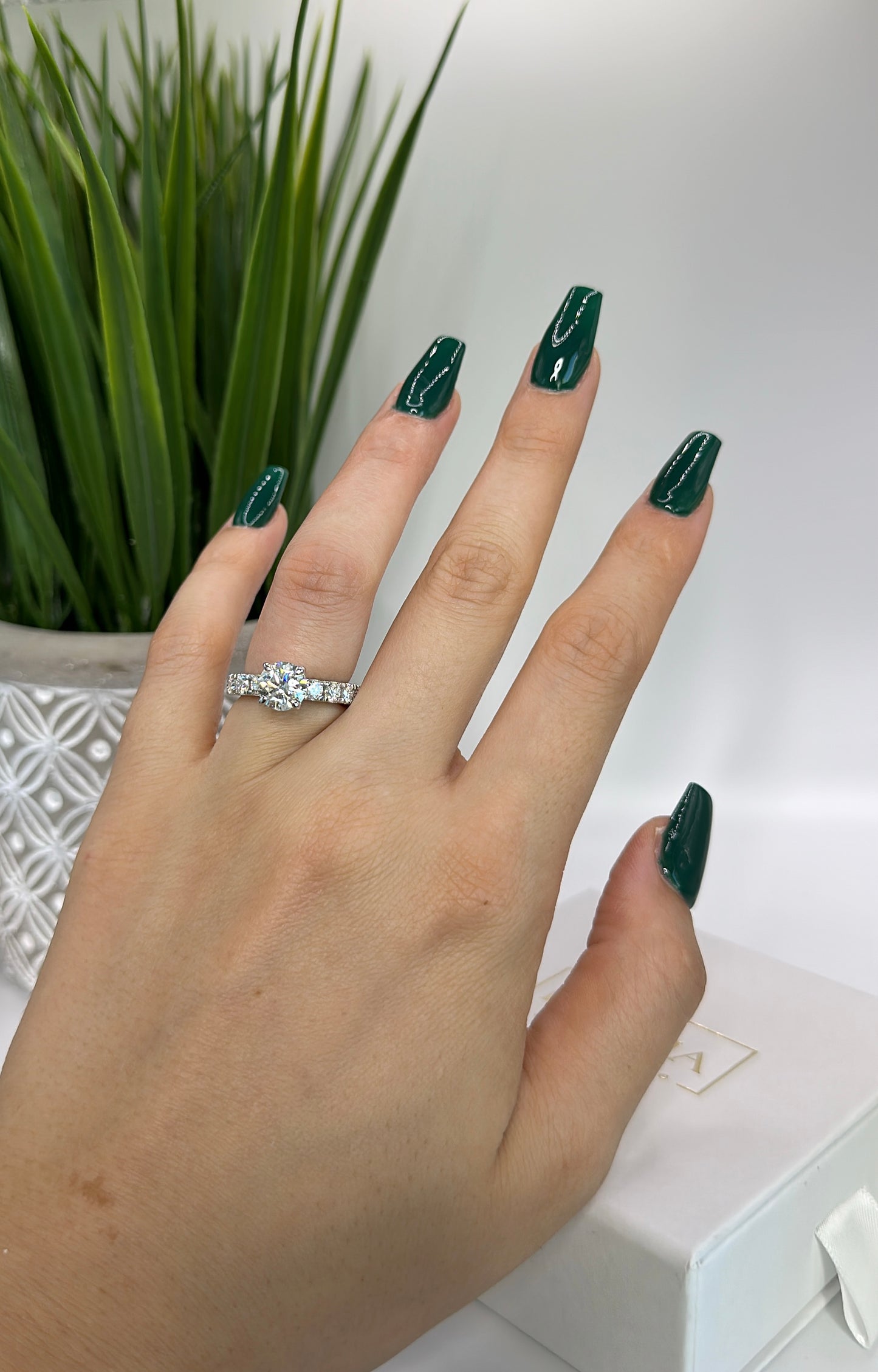 Solitaire Round Cut