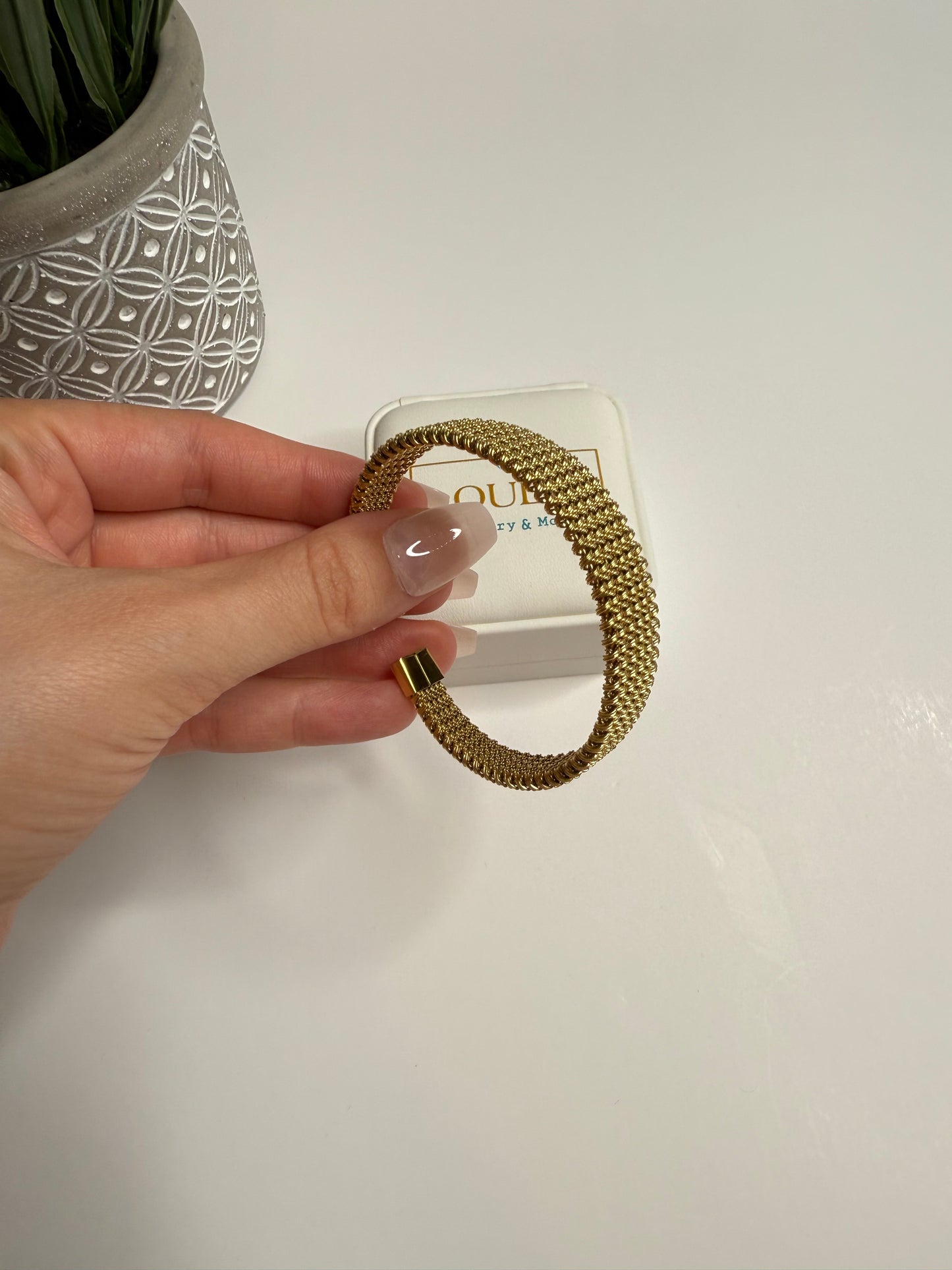 Stainless steel bangle