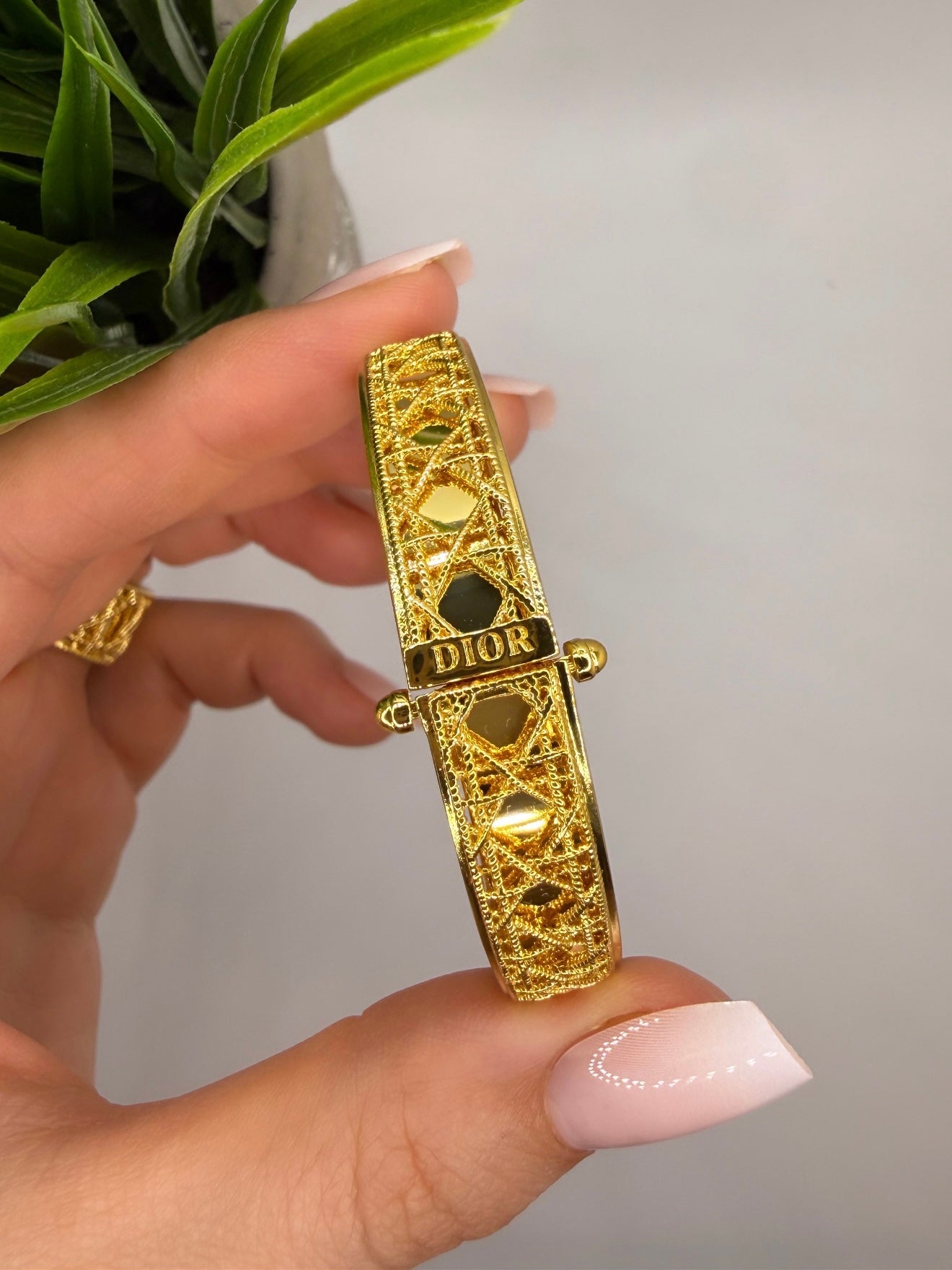 Noura Bangle