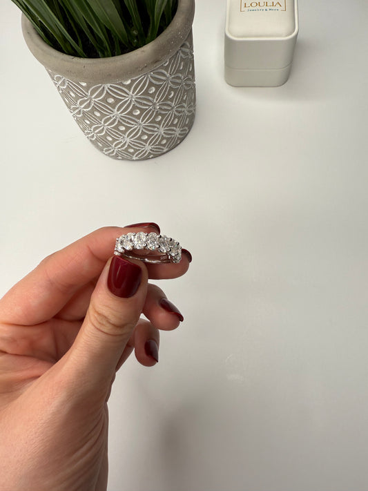 oval cut band